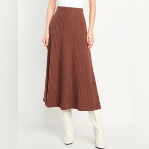 Cozy Ribbed Knit Maxi Skirt from Old Navy in size Medium- NWT